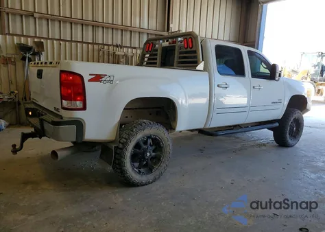 2008 GMC Sierra K2500 Heavy Duty из США, поврежденный, VIN 1GTHK23688F133932